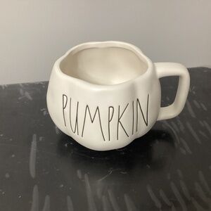 Rae Dunn pumpkin